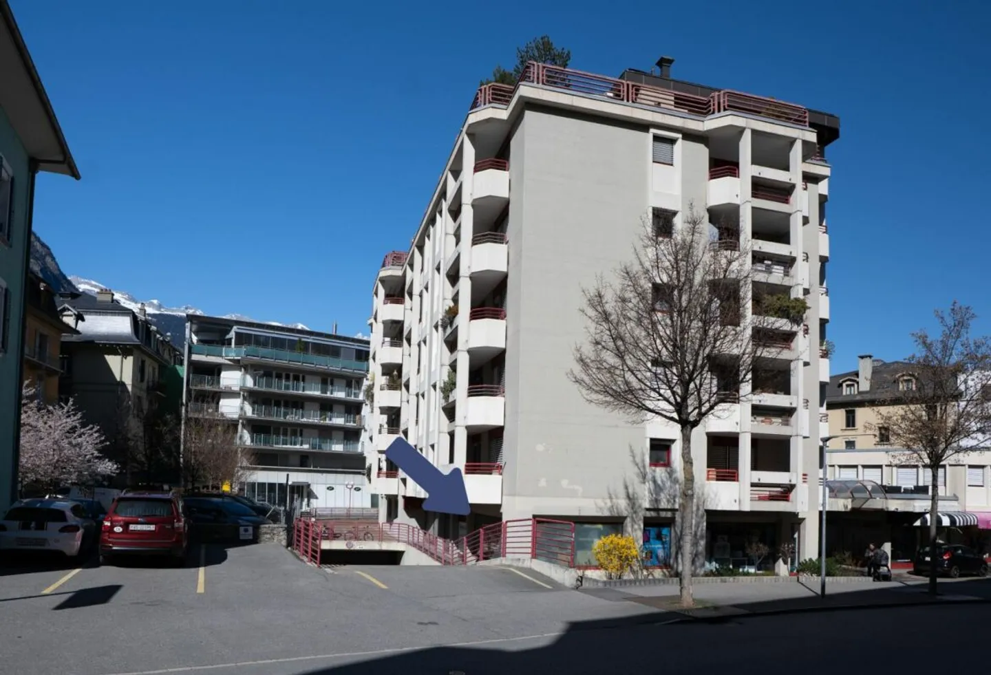 Spazio pubblicitario in posizione centrale a Brig in affitto - Foto 2 di 6