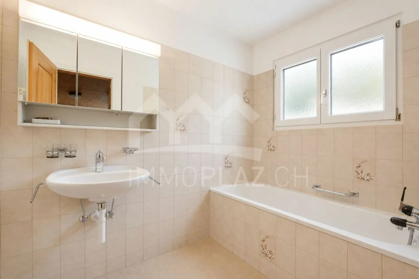 4½ Zi.-Reihenhaus mit grossem Garten und schöner Tal- und Bergsicht - Photo 6 sur 7