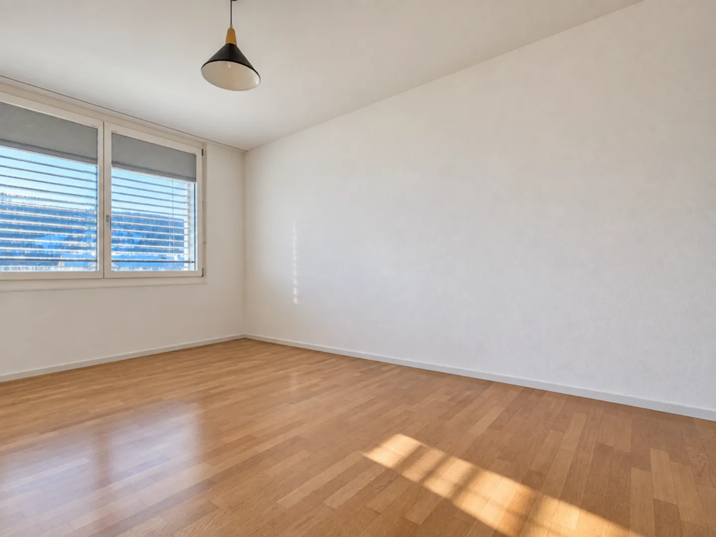 Stupendo appartamento di 3,5 locali con grande loggia - Foto 5 di 8