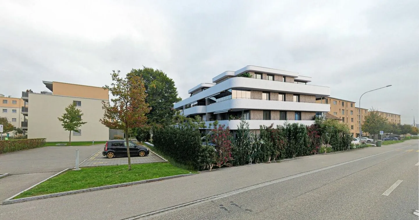 Einzigartige 3.5-Zimmer Wohnung mit 70m2 Terrasse und Wintergarten - Photo 1 sur 13