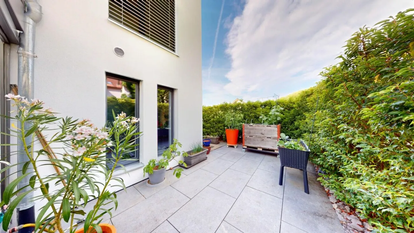 Sun from morning to evening! Your new home with attic terrace - Photo 7 of 13