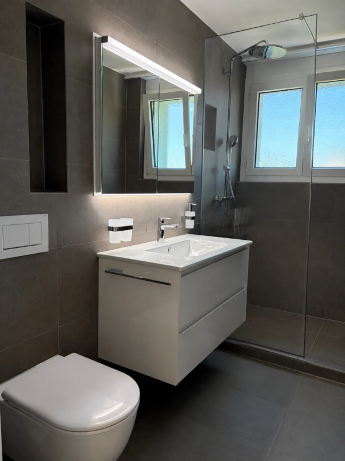 Appartamento luminoso con vista panoramica in una posizione popolare a Horw da progettare! - Foto 12 di 13