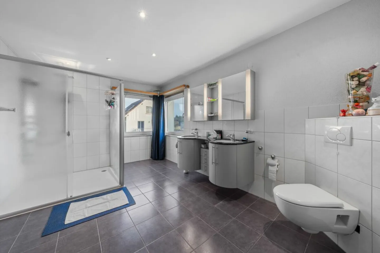 SPACIOUS LIVING - Photo 8 of 11