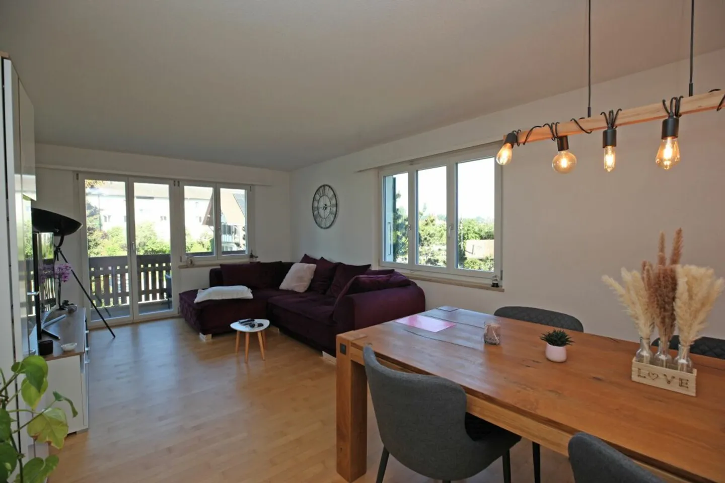 Appartement attrayant de 3.5 pièces Urtenen-Schönbühl - Photo 4 sur 10