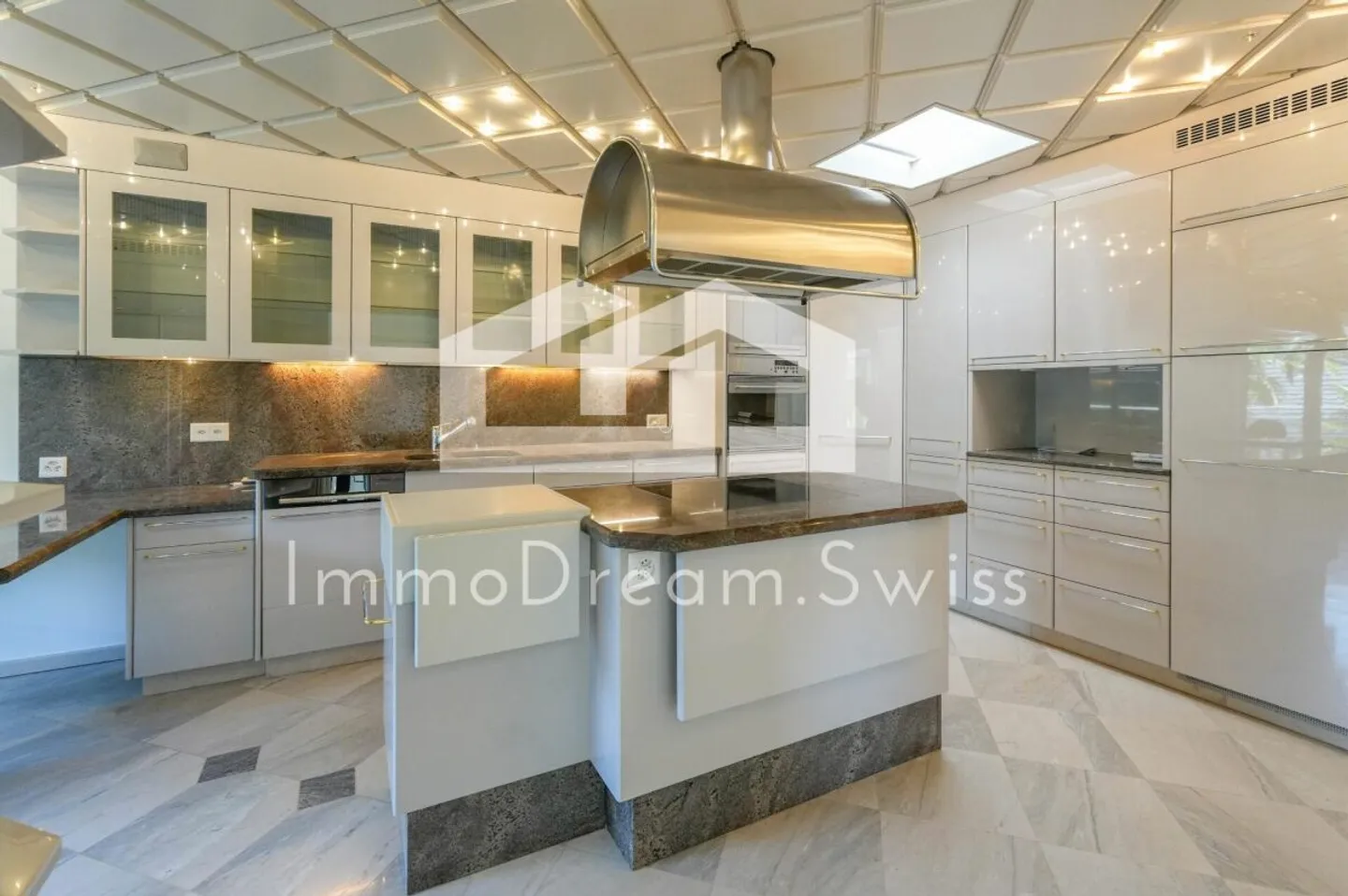 Grosszügige, helle Maisonette-Wohnung - Foto 4 von 12