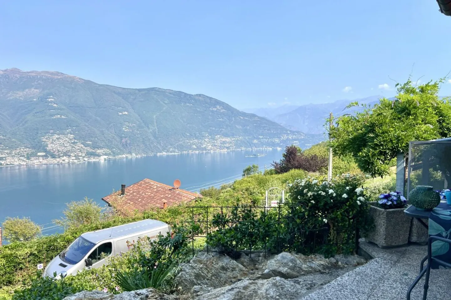 ITALIEN - Lago Maggiore, Nähe Schweizer Grenze, Doppelhaushälfte mit Seesicht - Foto 7 von 13