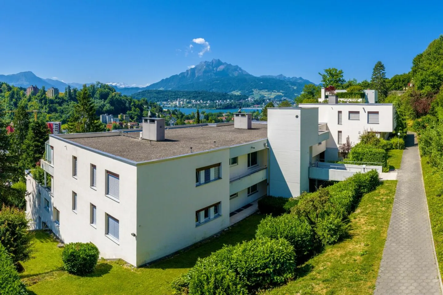 Entre la ville, le lac et le Pilatus - Vivre généreusement à Lucerne - Photo 1 sur 9
