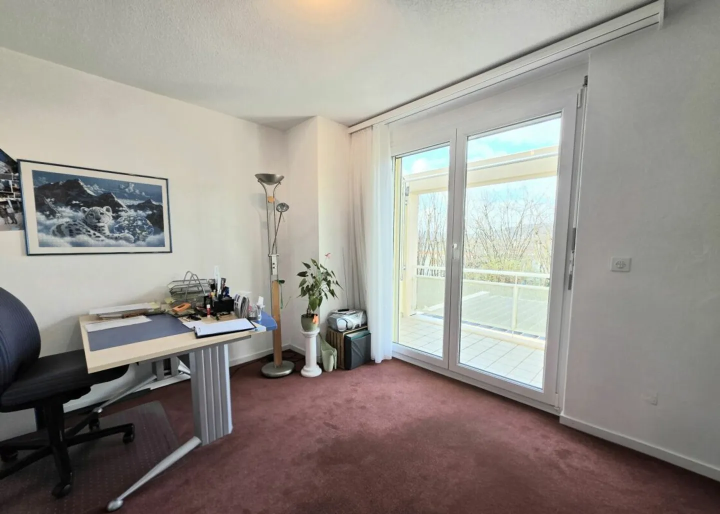 Sun, Garden &amp; Hot Tub - A Home to Fall in Love With! - Photo 11 of 13