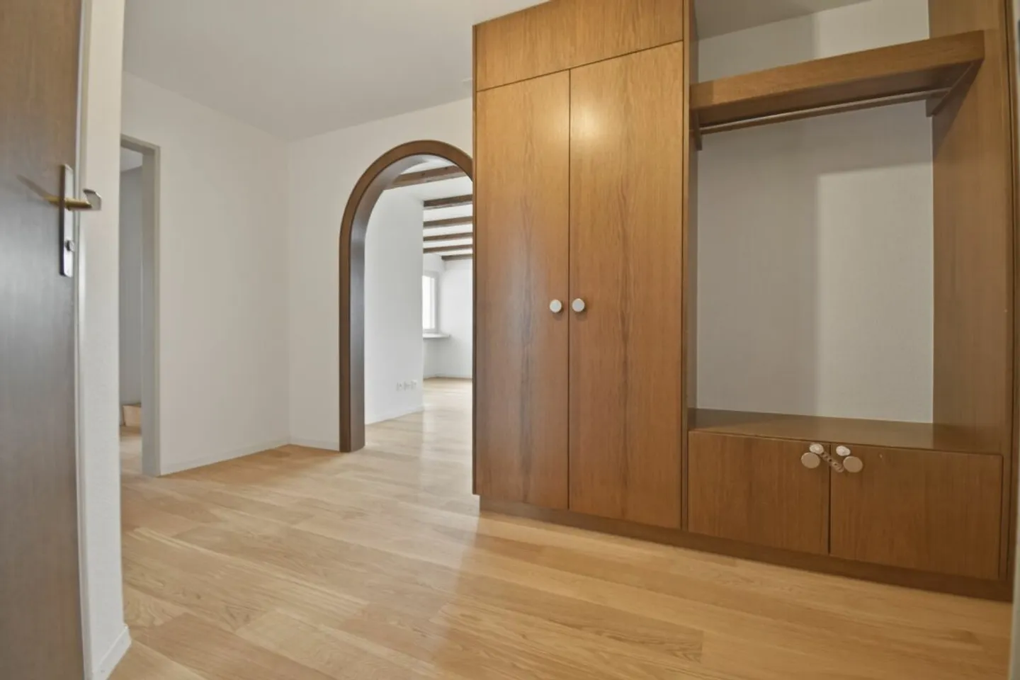 Beautiful and spacious 5 1/2 room maisonette apartment with fireplace - Photo 5 of 10