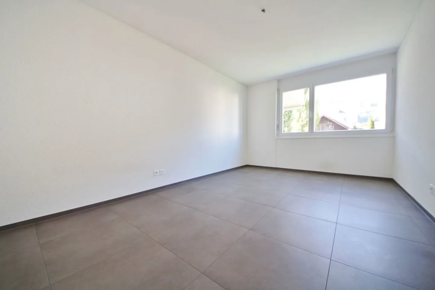 Spazioso appartamento con giardino di 4½ locali - Foto 9 di 12