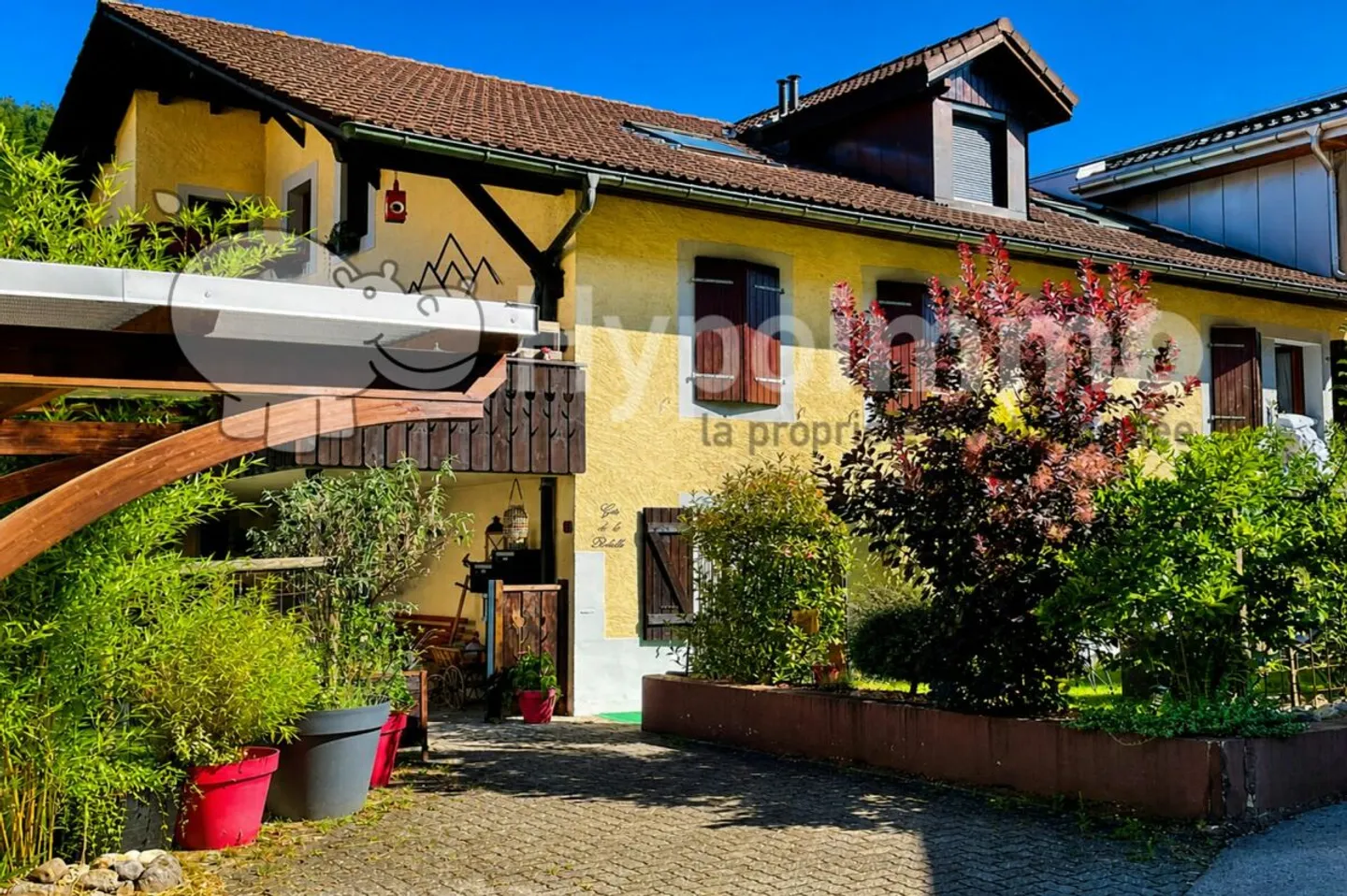 Wunderschönes Haus mit 4 Wohnungen - Foto 1 von 13