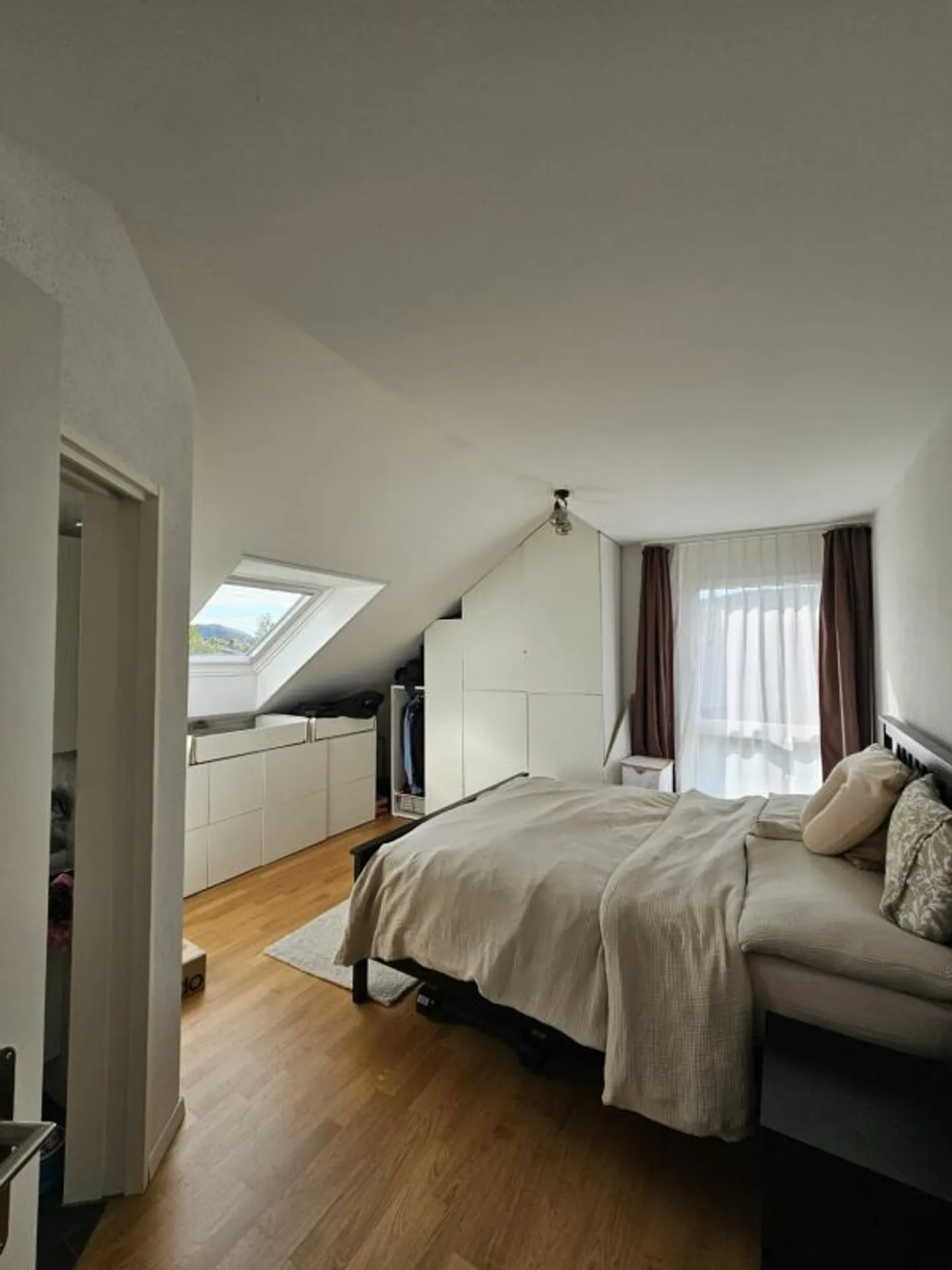 Grosse Maisonettewohnung mit Galerie - Foto 8 von 10