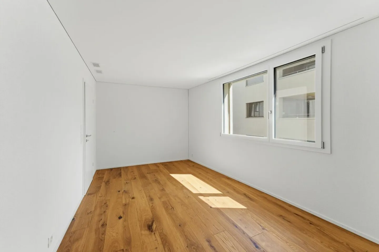 Appartement moderne avec jardin - Photo 8 sur 10