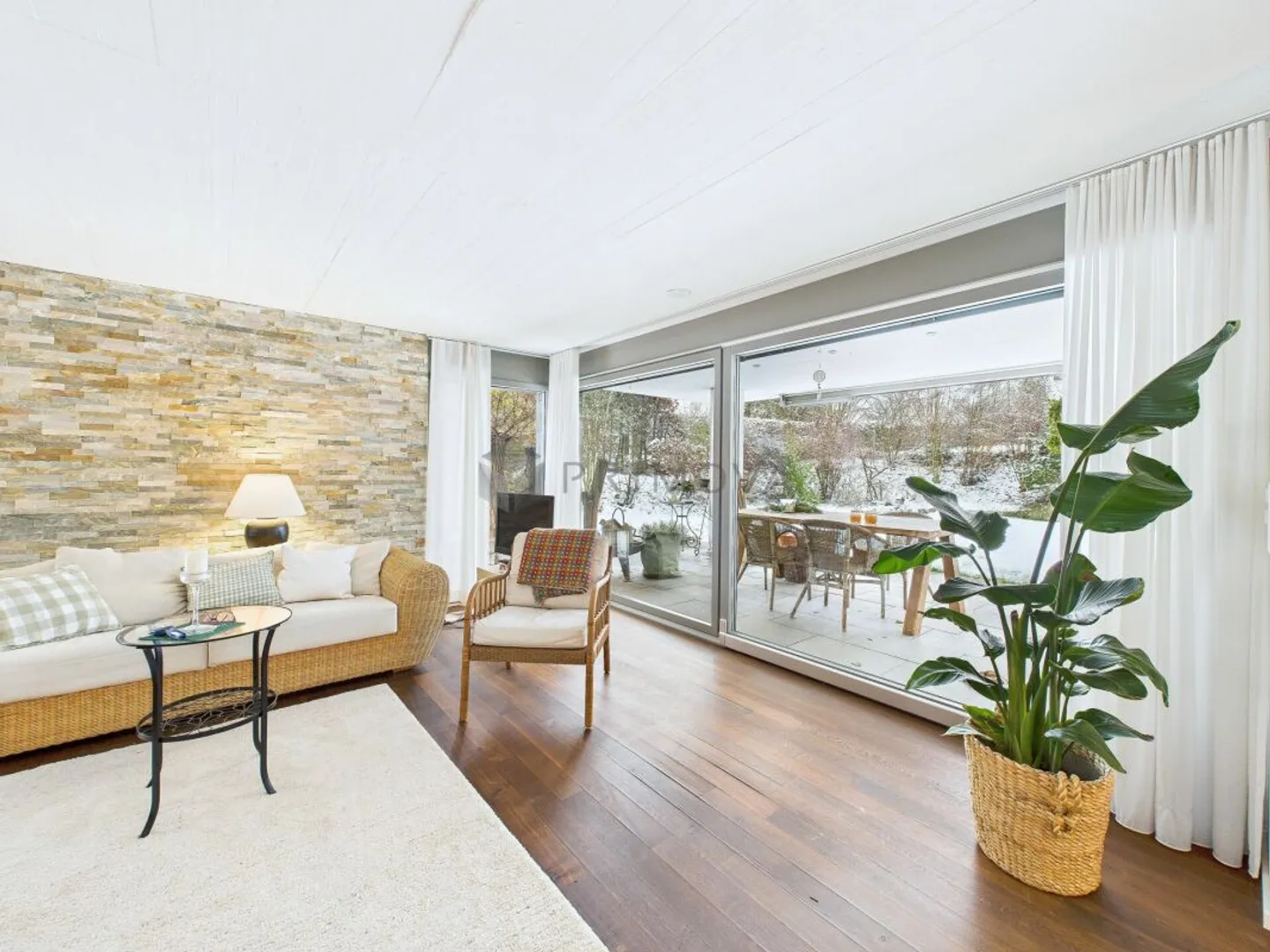 Elegante Gartenwohnung in Menziken - Foto 3 von 12