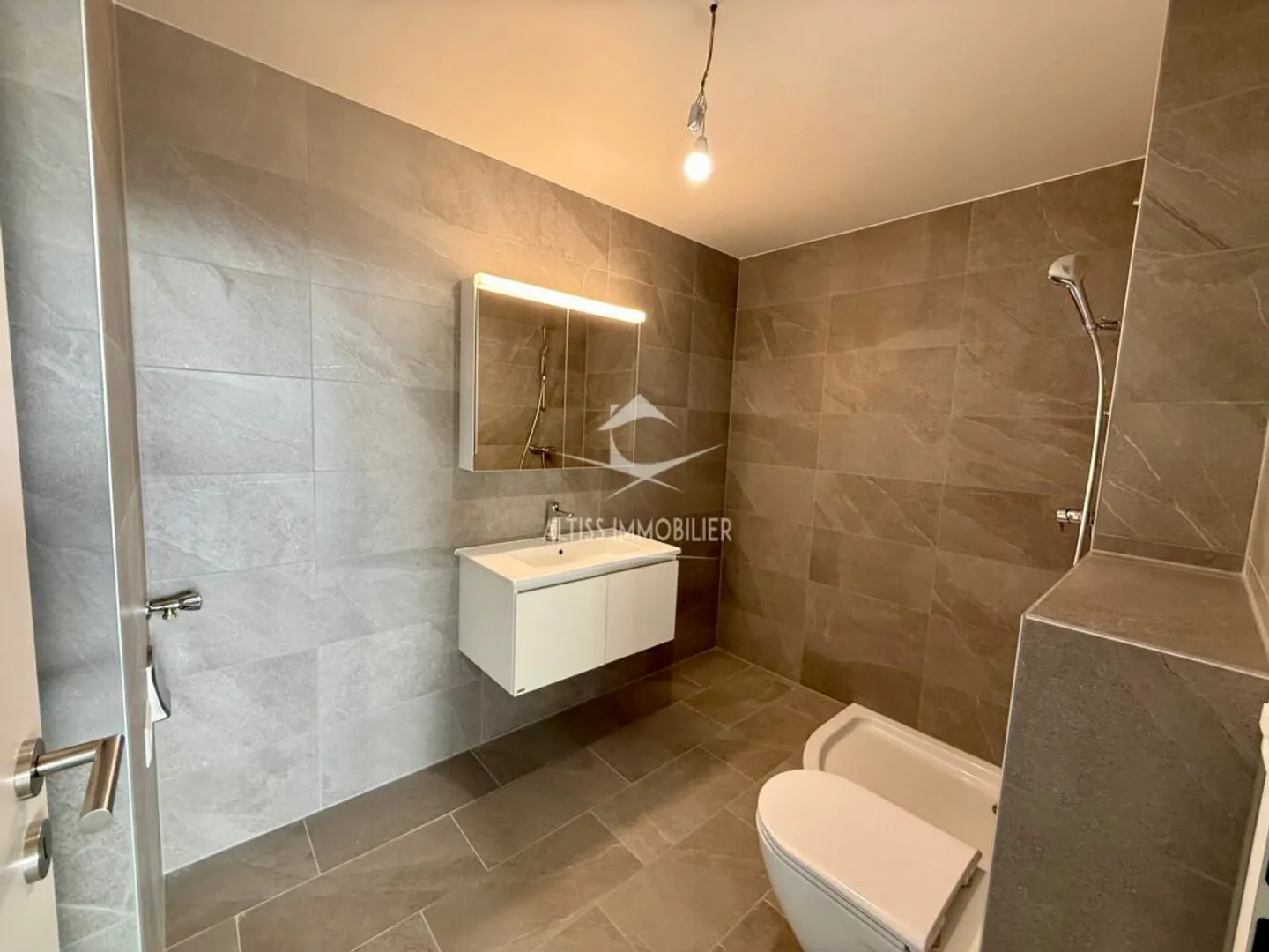 Appartement Neuf avec Jardin - Photo 4 sur 10