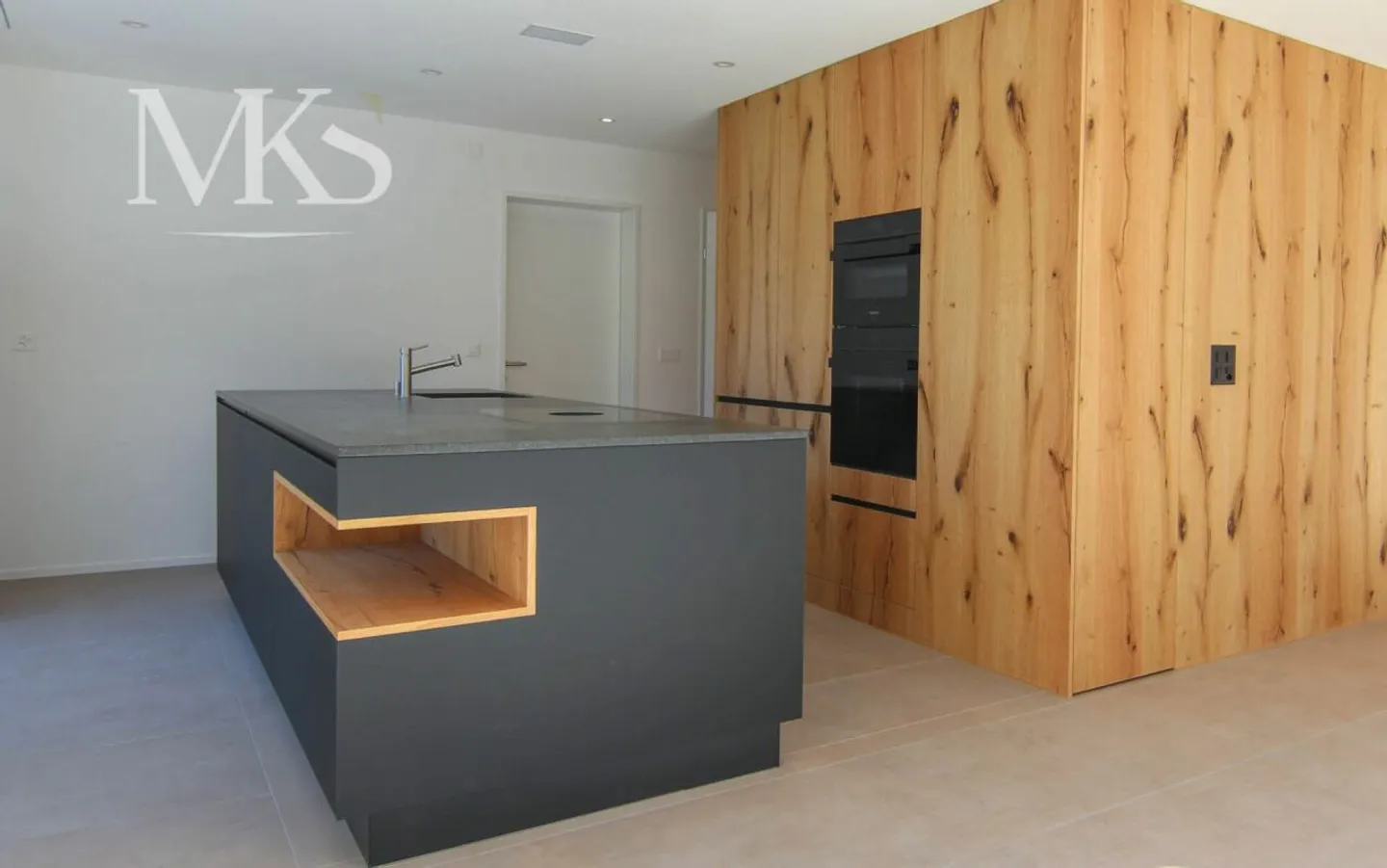 Vivere con vista - Ampio e accogliente appartamento attico di 4,5 stanze - Foto 7 di 13