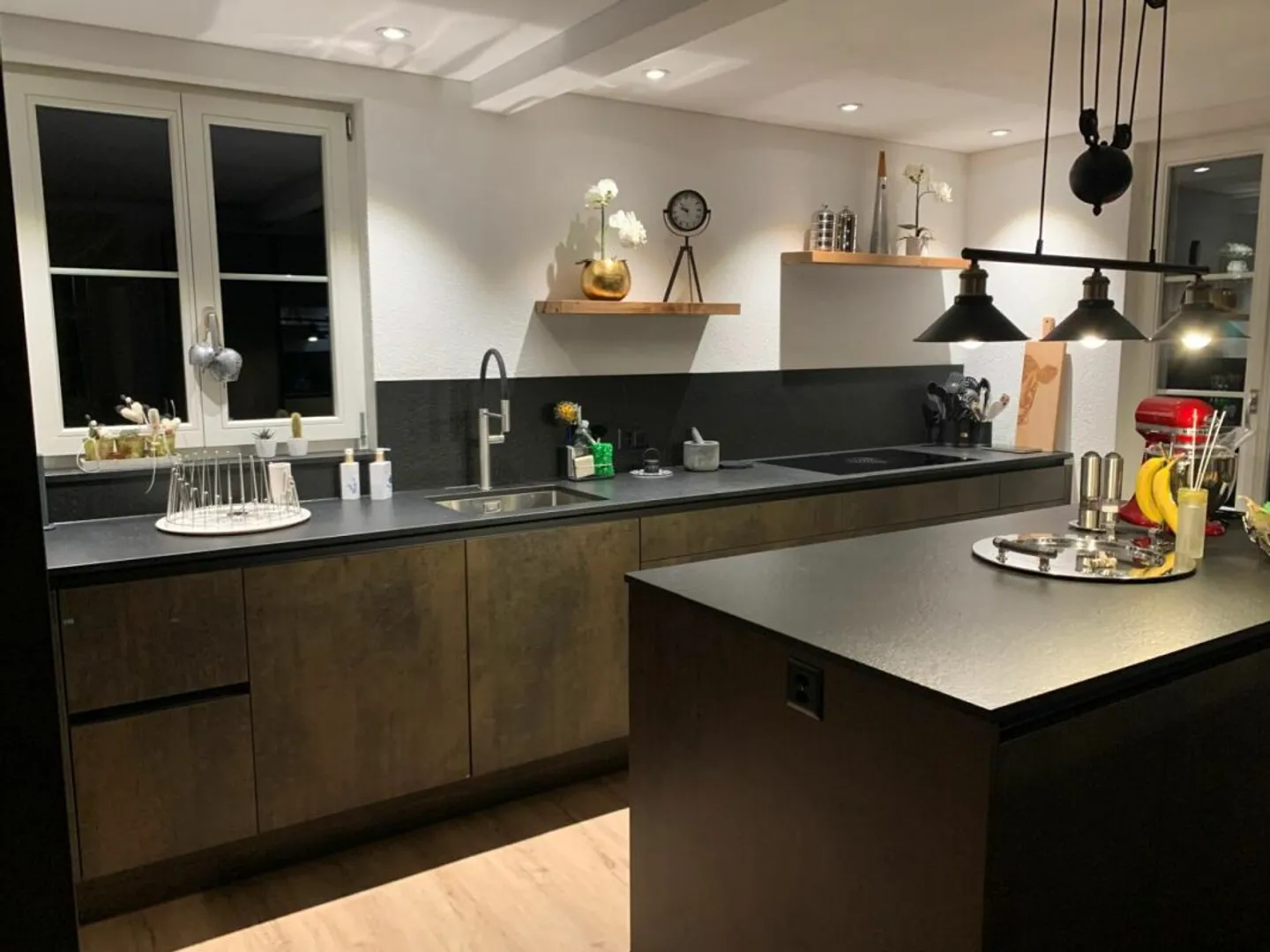 Grande casa con appartamento separato in vendita - Foto 6 di 9