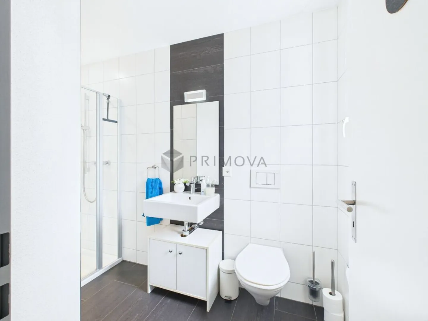 Familienhaus mit idyllischem Garten - Foto 13 von 13