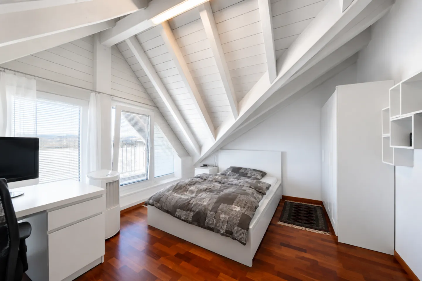 Exclusive 6.5-room penthouse apartment with lift directly into the apartment - Seepark Altendorf - Photo 11 of 13