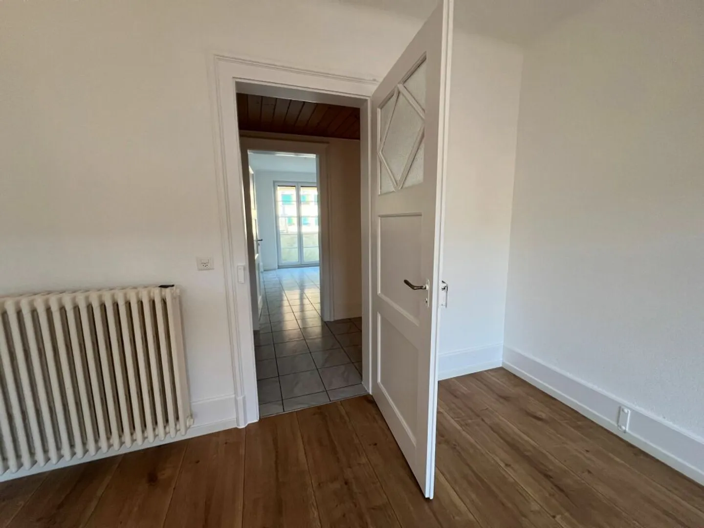 3,5 pièce très lumineux avec balcons charmant - Photo 7 sur 13