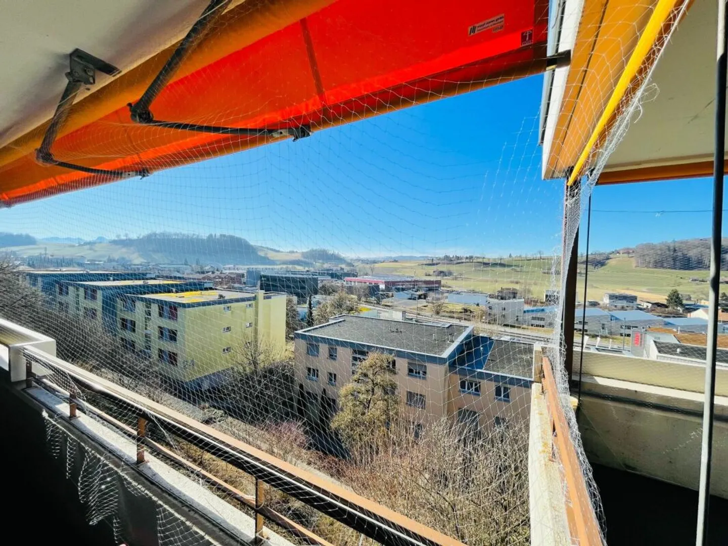 Appartement 4½ pièces incluant une place de parking - Photo 2 sur 10