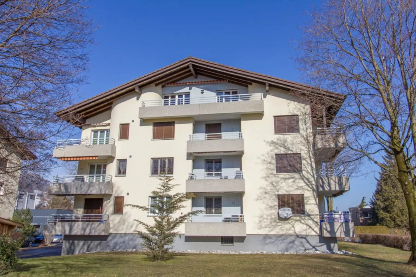 Ambiance pure : Appartement sous les combles avec cheminée - Photo 13 sur 13