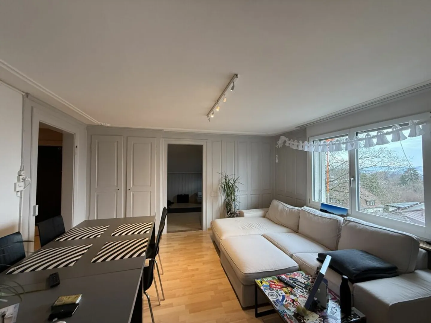 Attraktive 4.5-Zimmer-Wohnung in Uni-Nähe - befristet mietbar - Foto 2 von 13