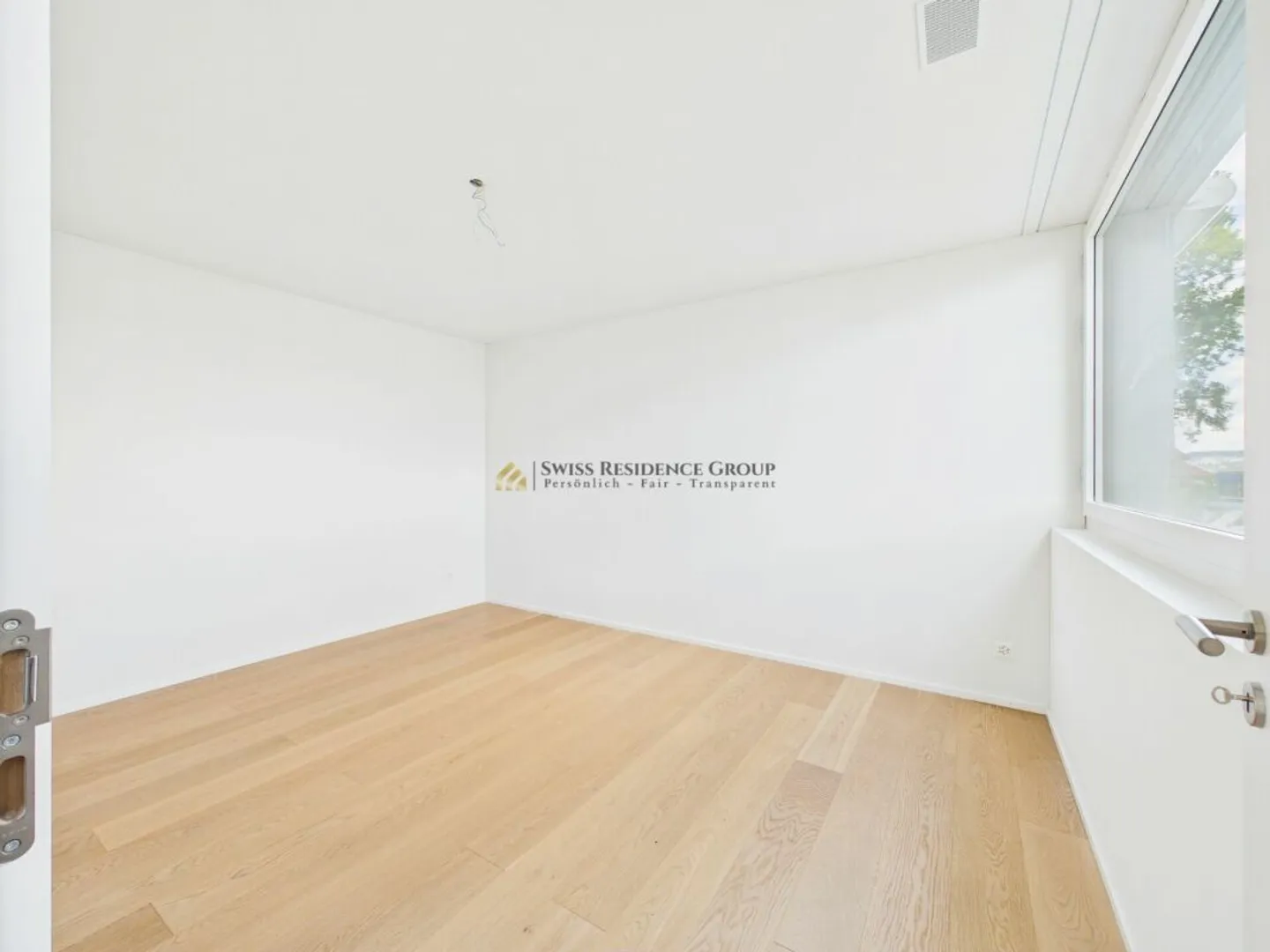 Exclusive 4.5-room apartment with beautiful lake view and private terrace in Kilchberg - Photo 6 of 13