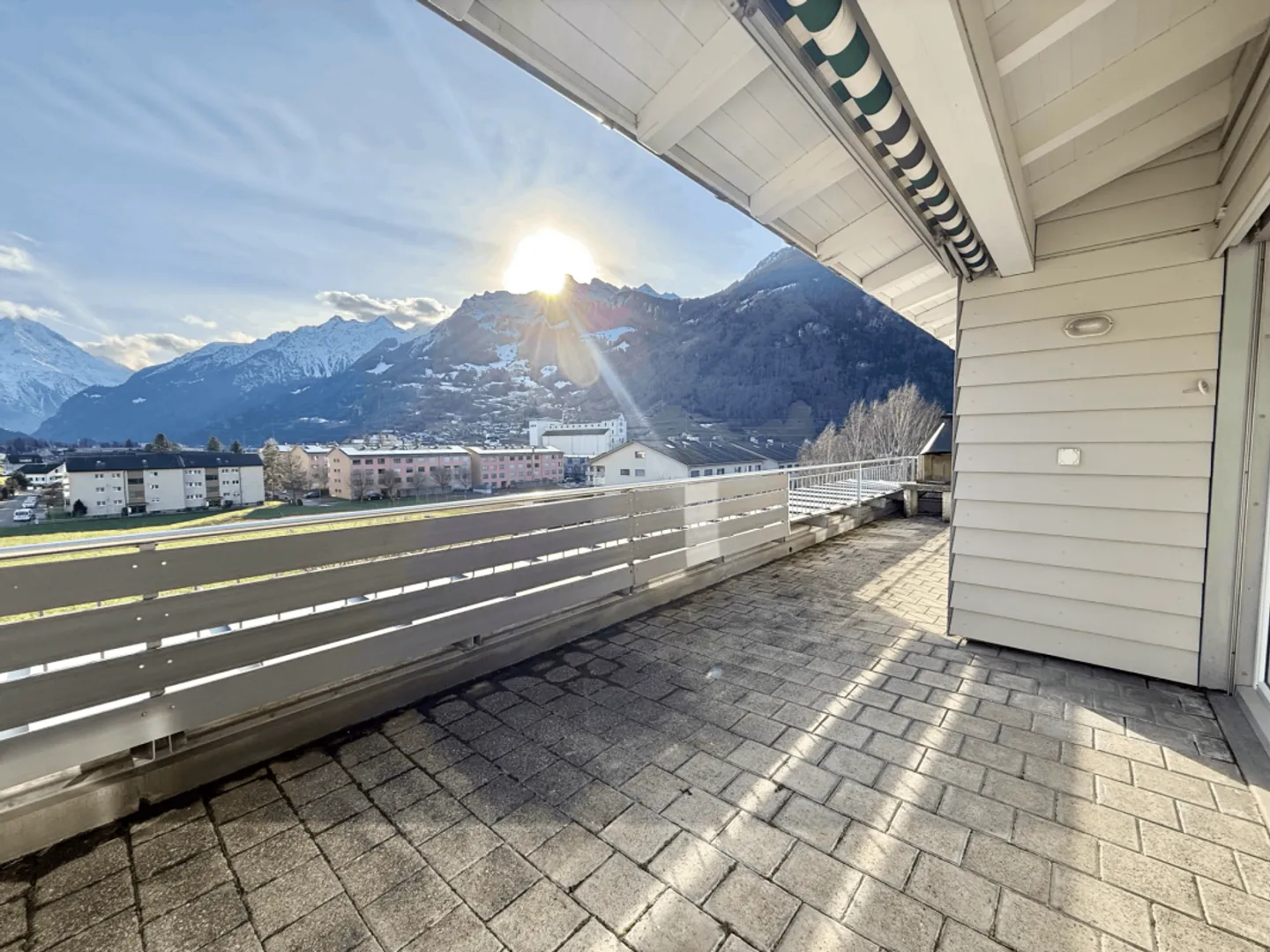 Chambre sous les combles avec vue sur la montagne - Photo 6 sur 6