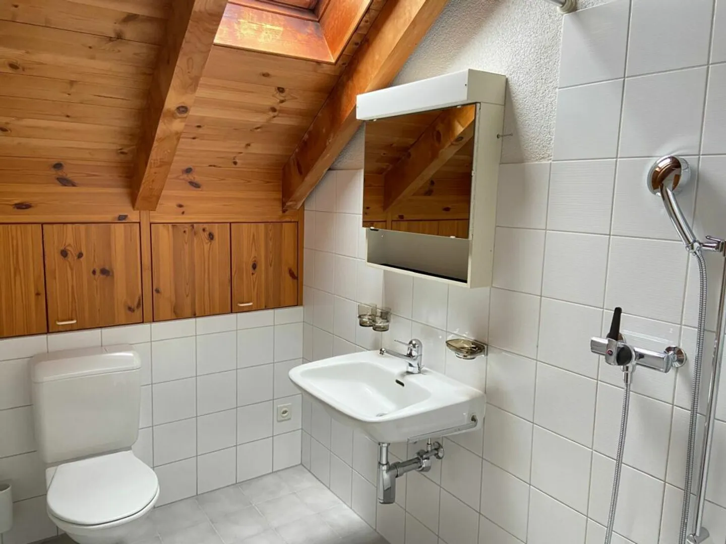 Charmante Dachwohnung in Werdenberg - Foto 5 von 12