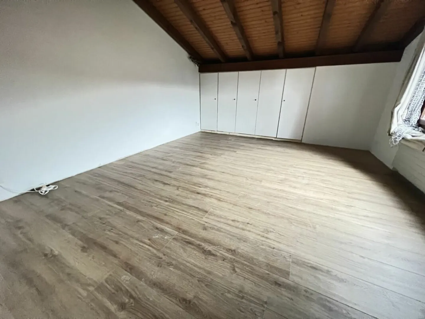 PANORAMA HARMONY: 5.5 Room Corner Terraced House in a Preferred Location - Photo 8 of 11