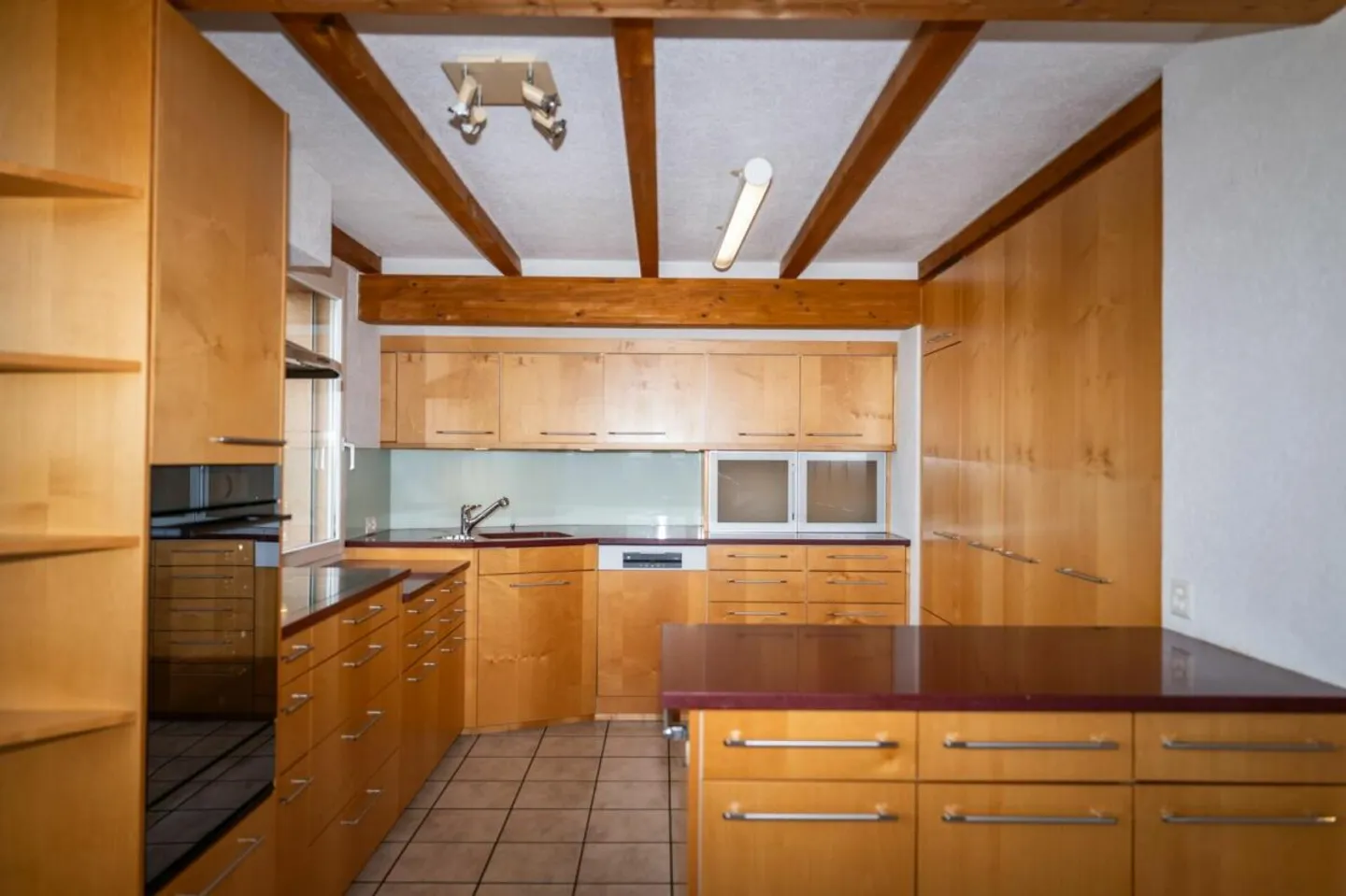 Grosszügige, lichtdurchflutete Dach-Maisonette-Wohnung an Top-Lage mit Fernsicht - Foto 6 di 13