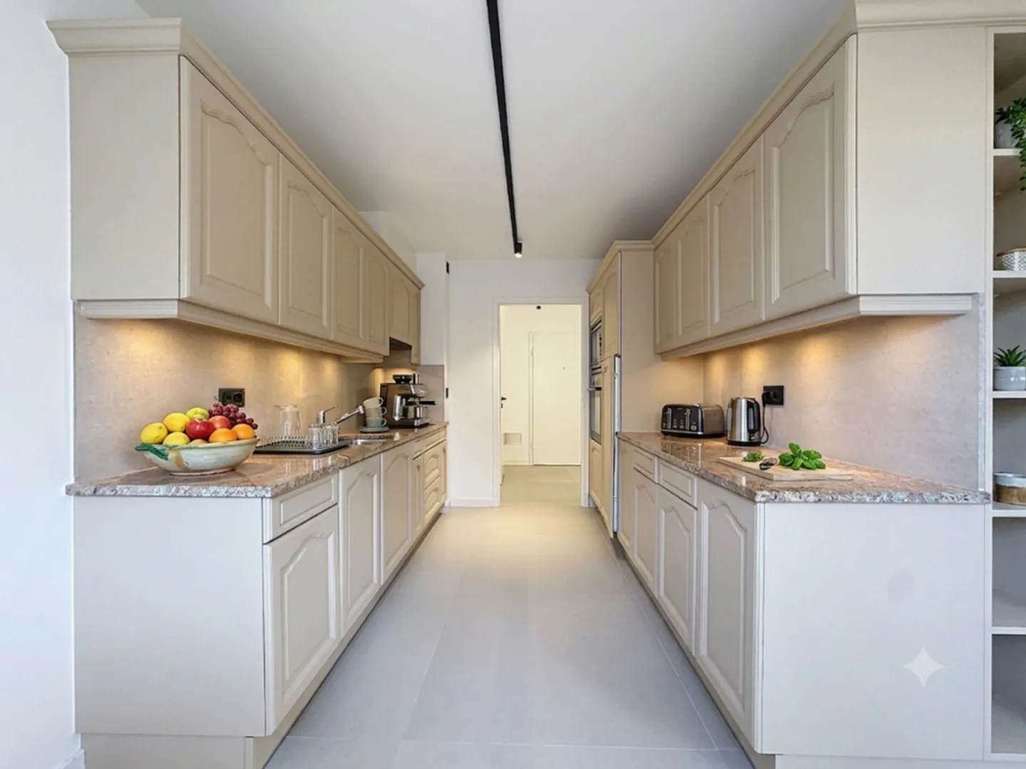 Exceptional renovated attic - Photo 6 of 13
