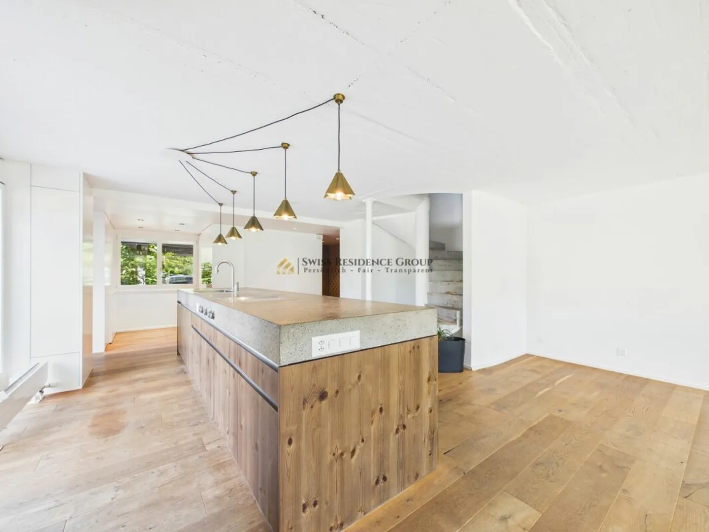 Dream home for families, stylish house with garden in Ebmatingen - Photo 3 of 13