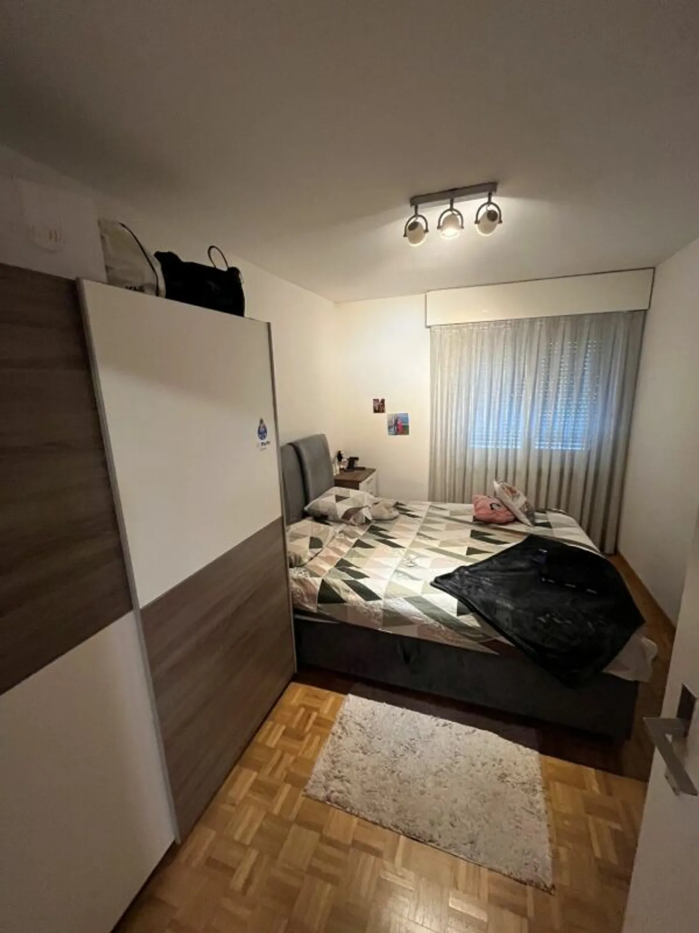 Appartamento ristrutturato in zona tranquilla - Foto 3 di 12