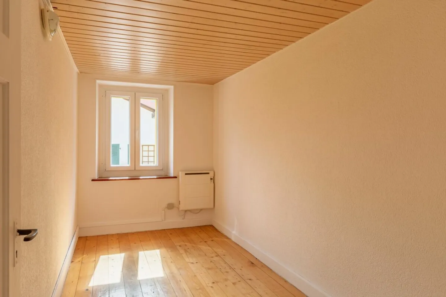 Appartement 3p + combles dans une maison individuelle... - Foto 7 von 13