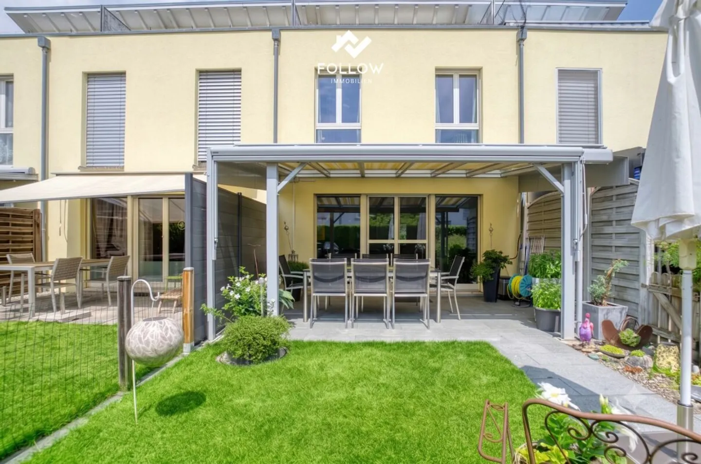 Charmantes Reihenhaus mit Loft - Foto 1 von 13