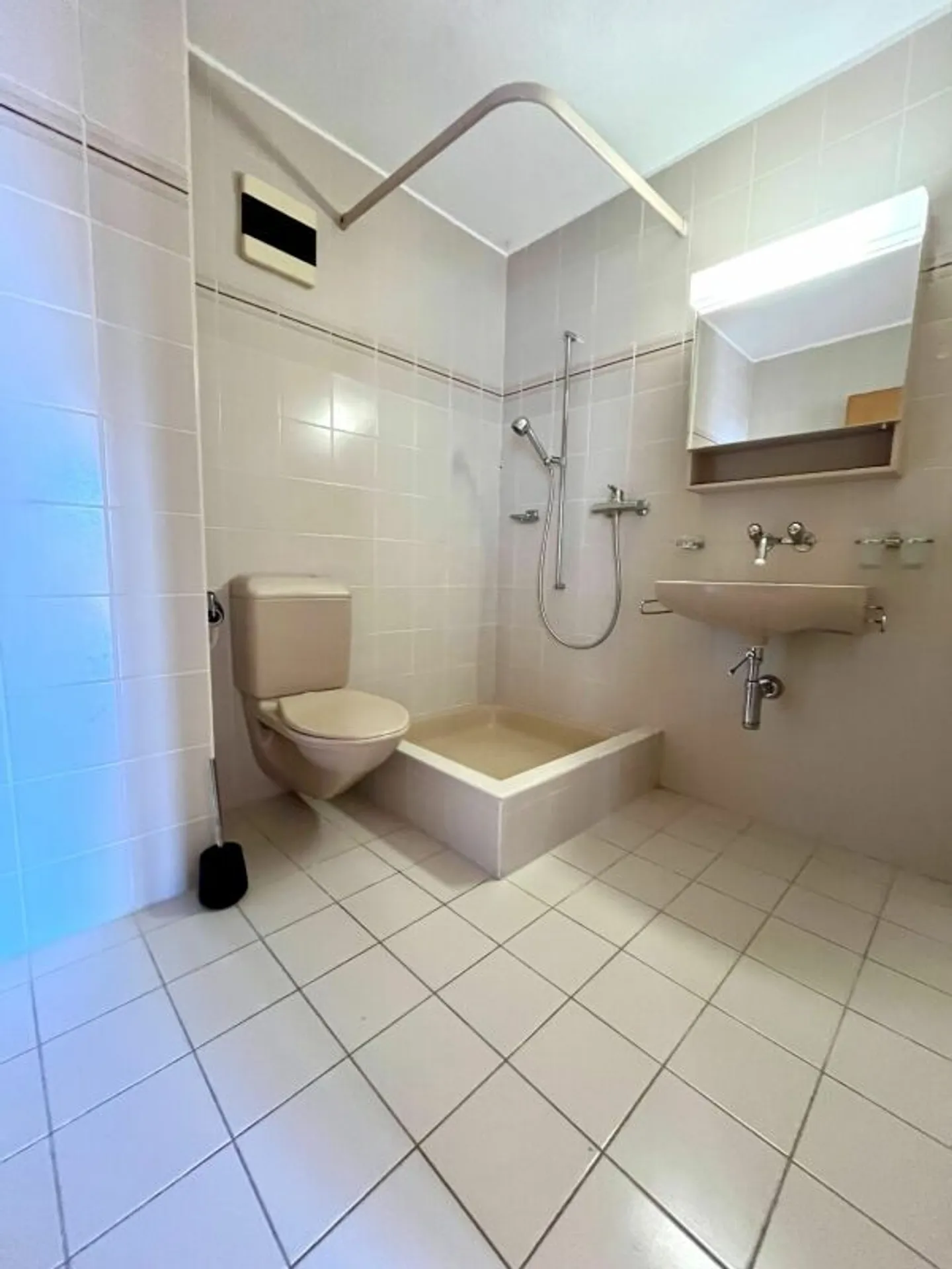 Charmante Wohnung mit Seeblick - Foto 11 von 13