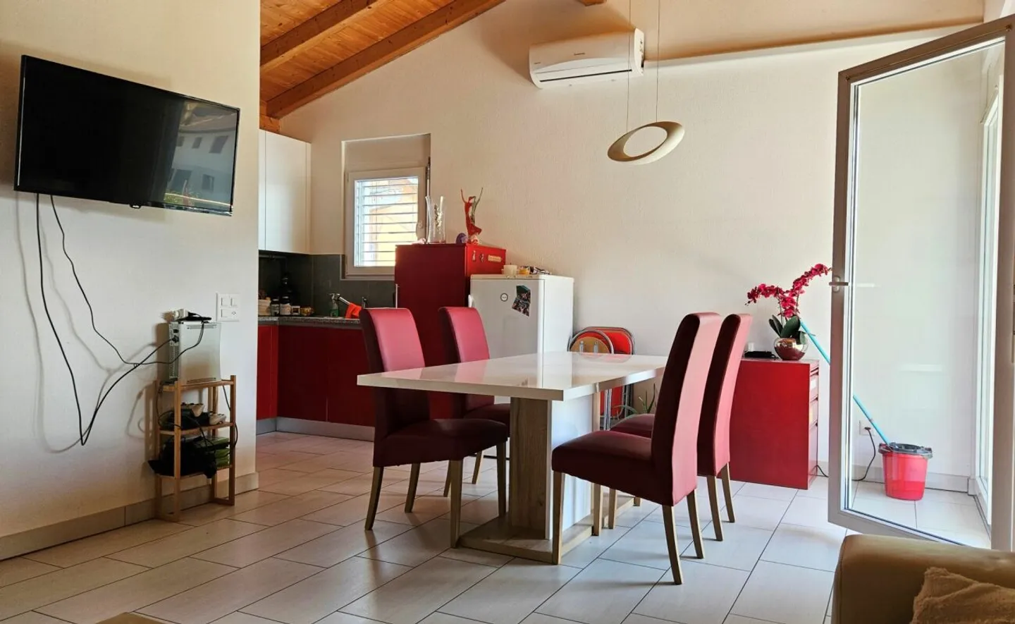 PENTHOUSE 2.5 ROOMS IN CASTIONE - Photo 3 of 11