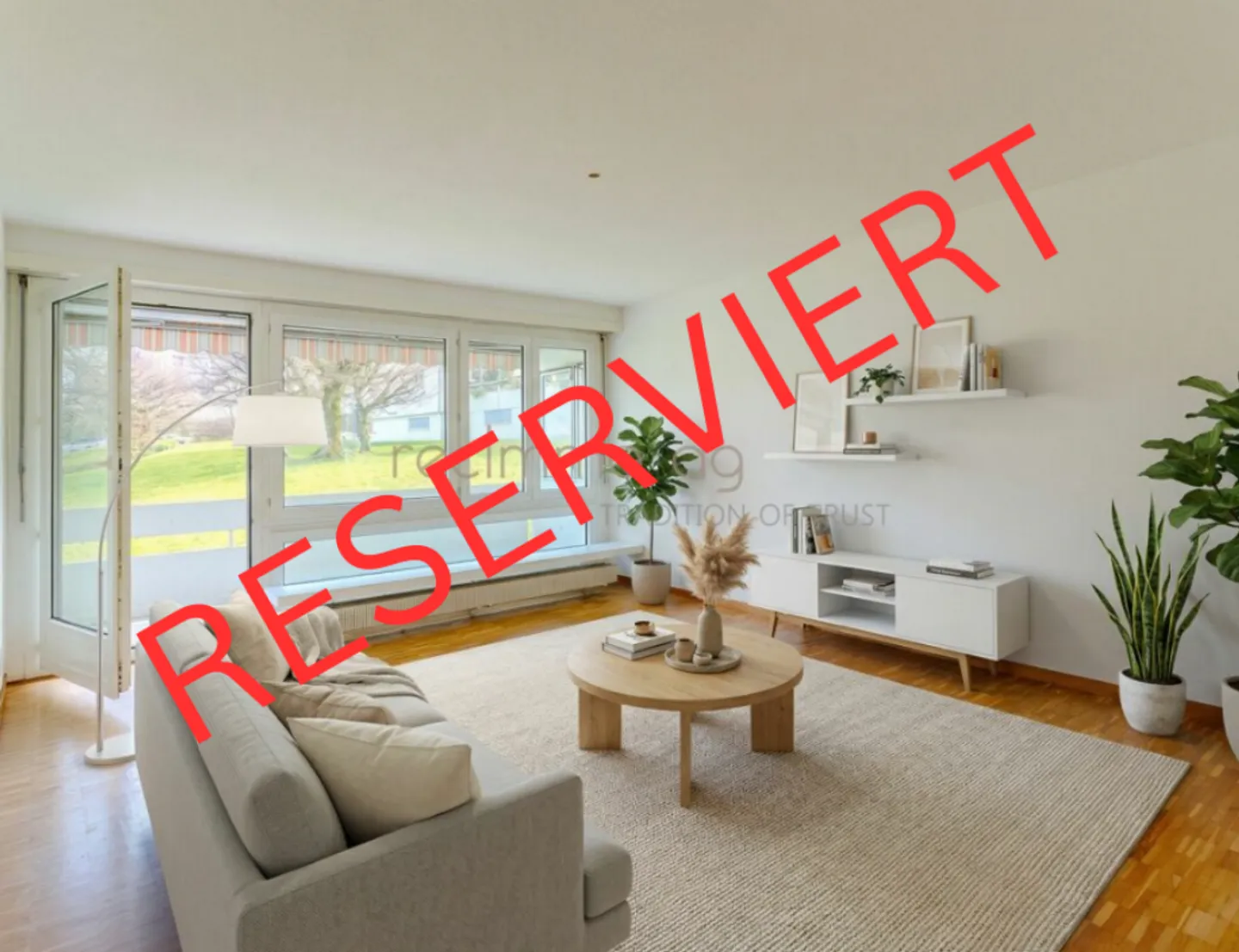 Appartement 4.5 pièces avec balcon et potentiel d'aménagement attractif - Photo 1 sur 11