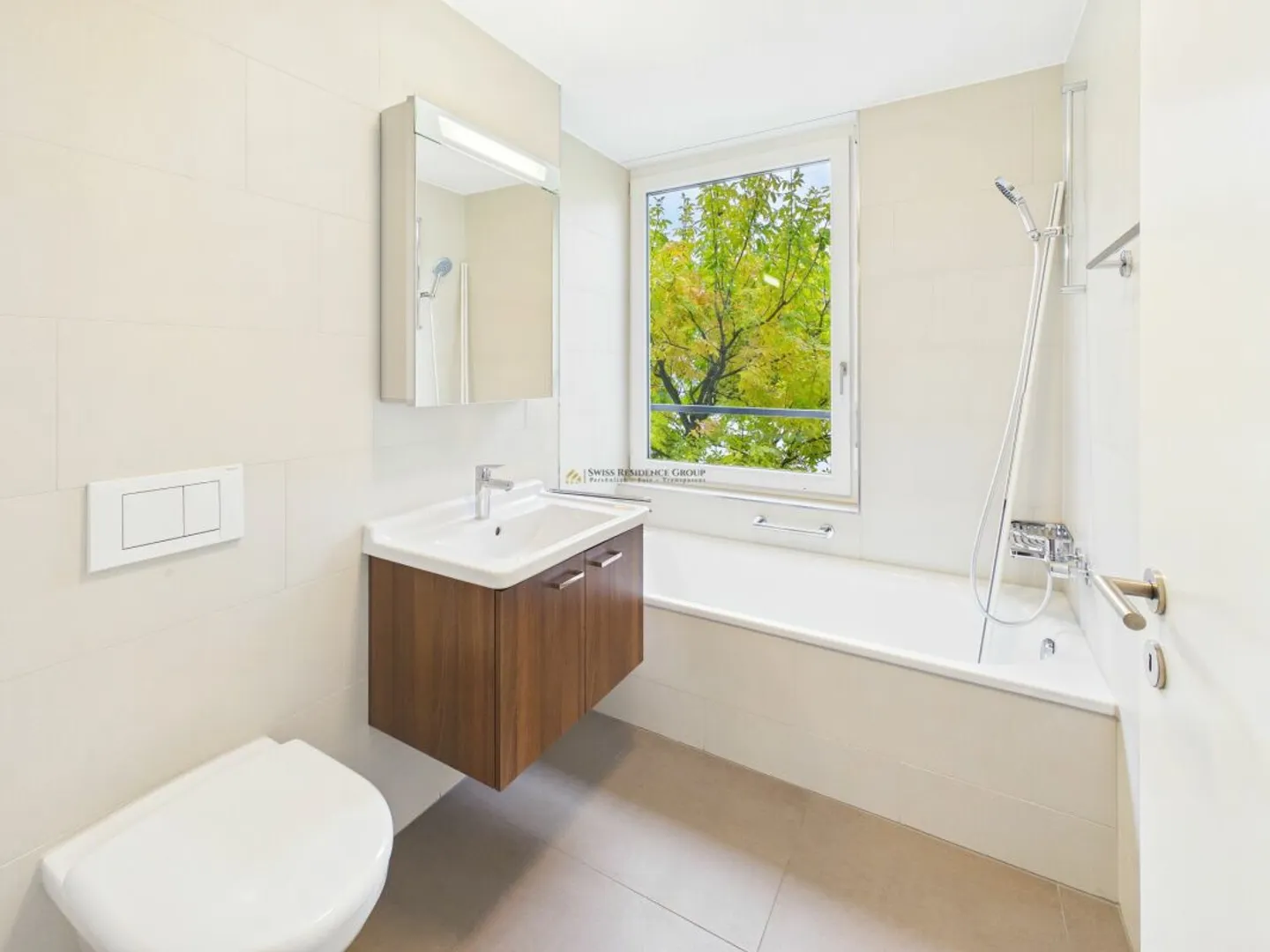 Appartement lumineux de 4,5 pièces avec grand balcon ensoleillé - Photo 11 sur 13