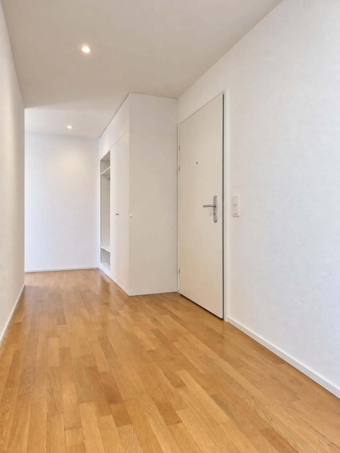 Stupendo appartamento di 3,5 locali con grande loggia - Foto 6 di 8
