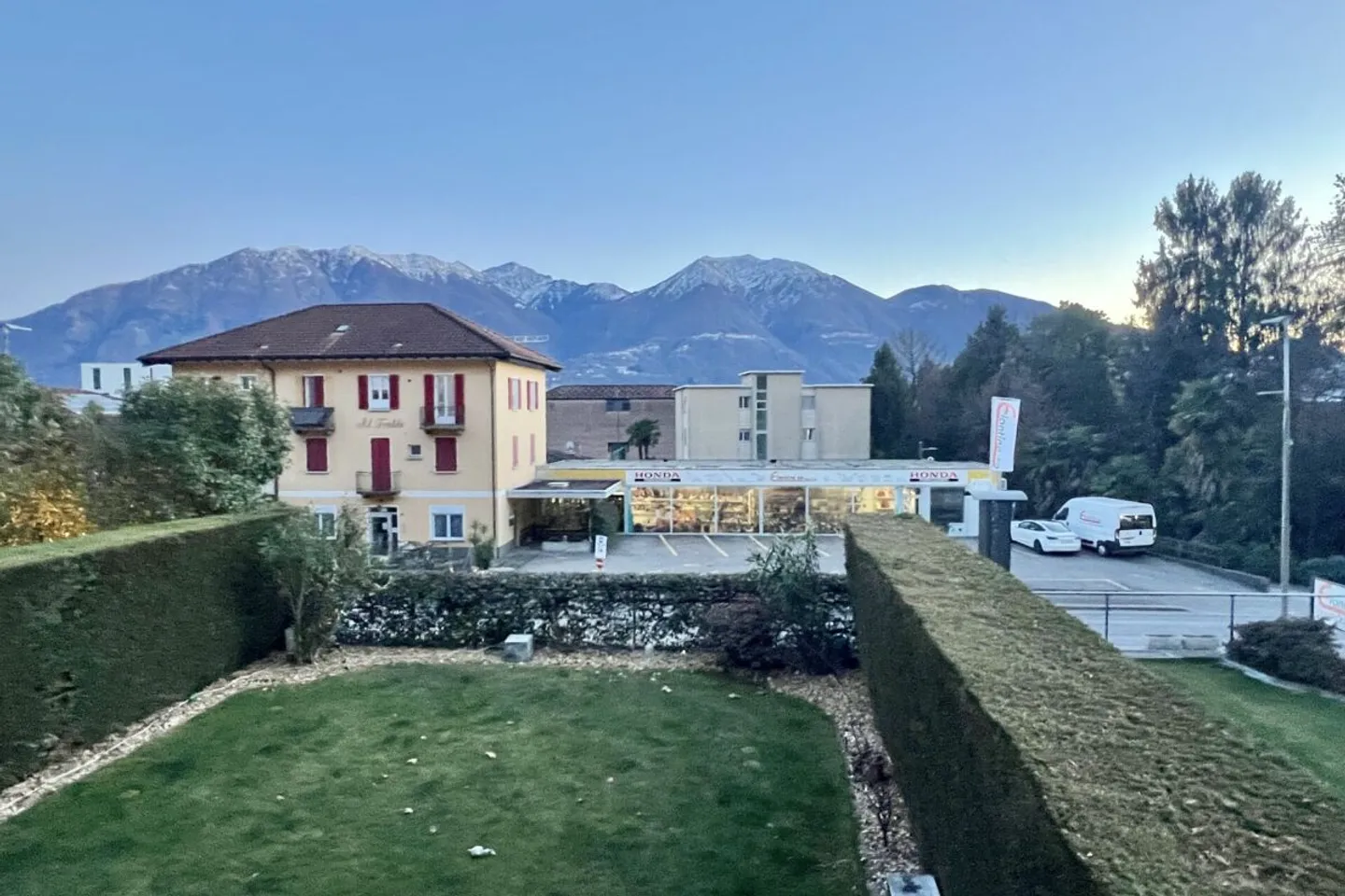 Condominium moderne 3,5 pièces - Photo 3 sur 13