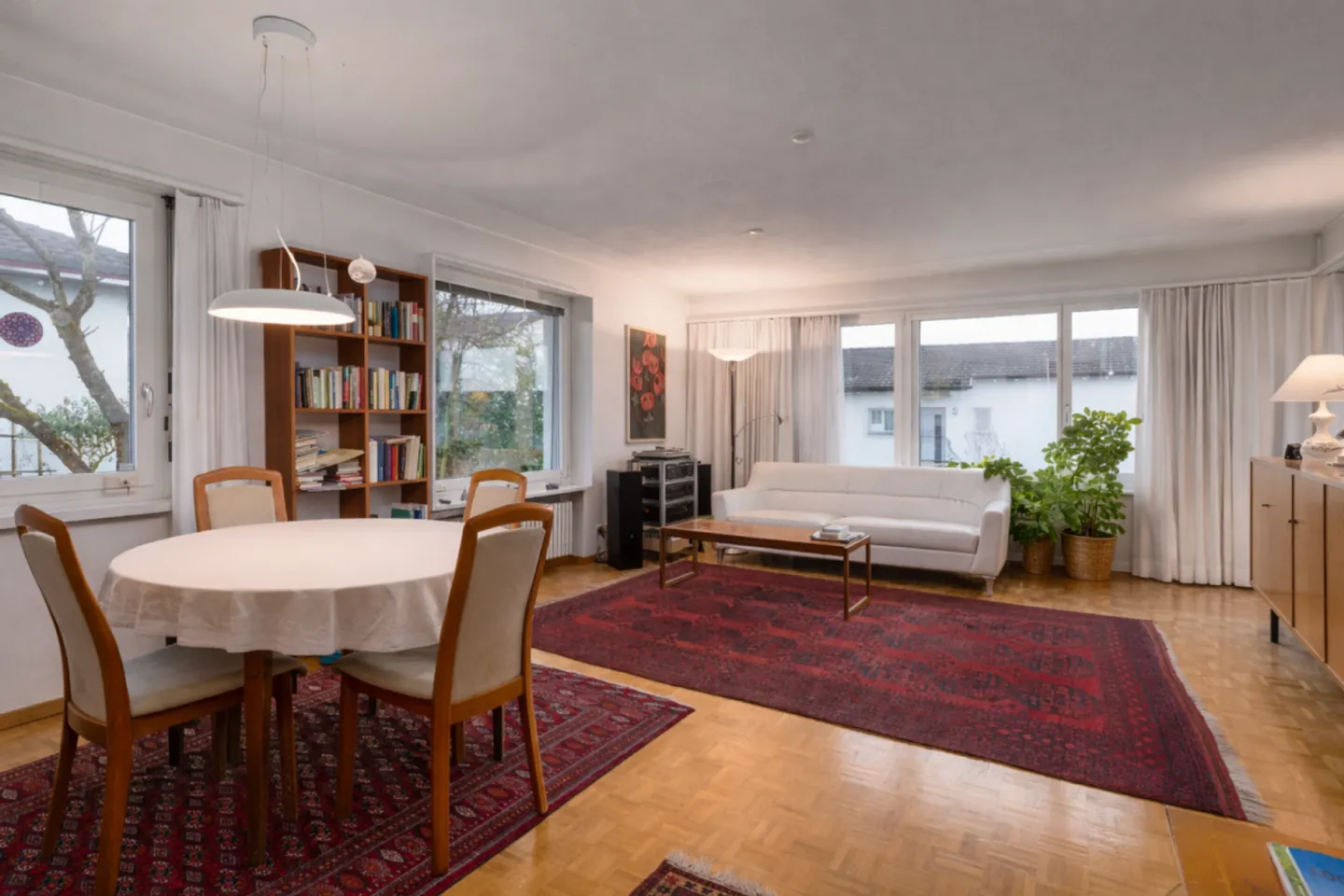 Vivre en toute indépendance avec vue et tranquillité - Photo 2 sur 7