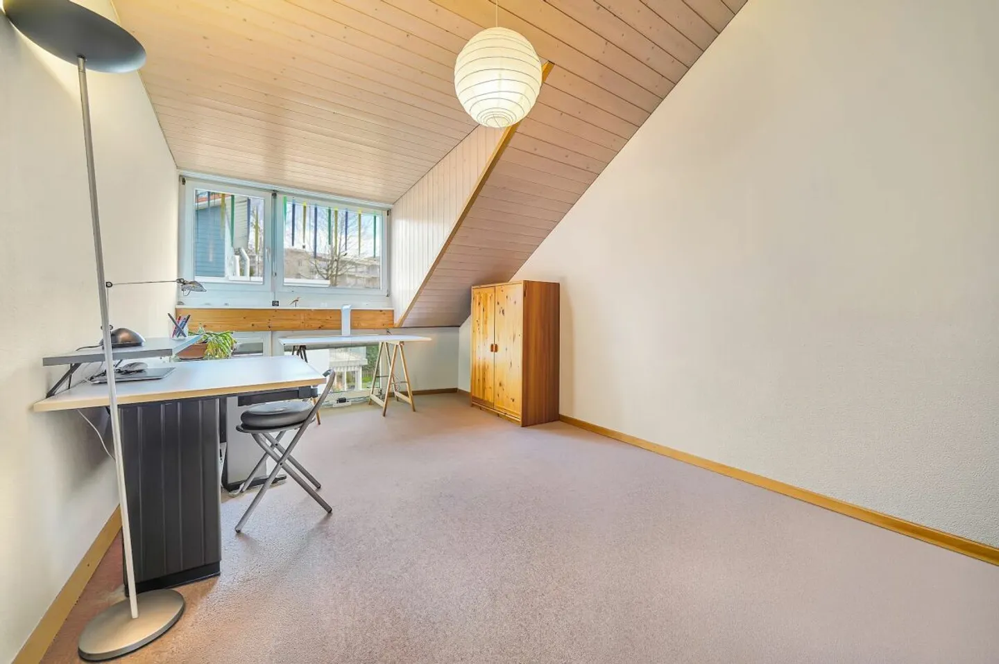 Bright 4.5 Room Attique in Ostermundigen - Photo 10 of 13