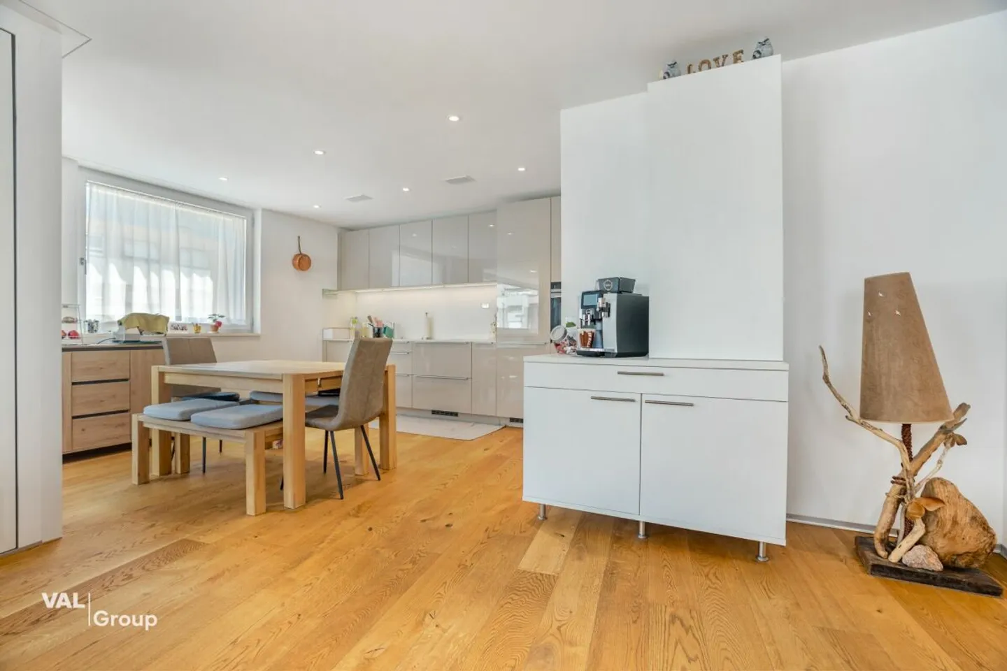 Modern Apartment in Central Naters - Photo 5 of 13
