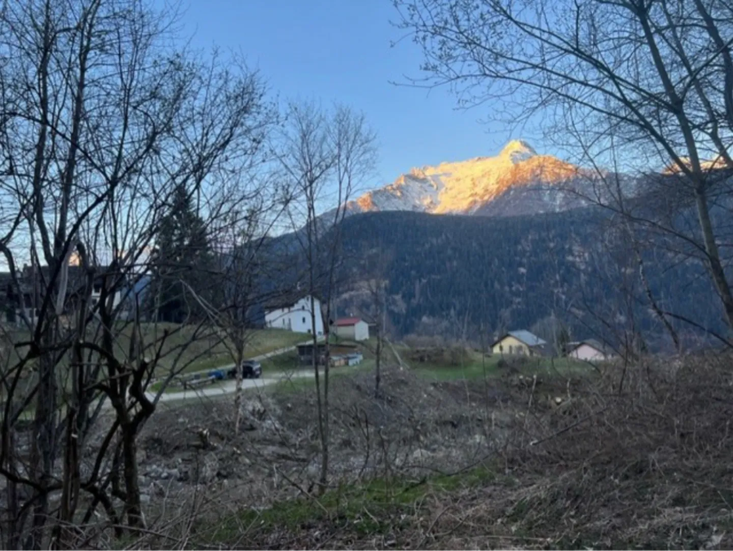 Romantic 3-Room House in Rossura as a Holiday Residence - Photo 2 of 13