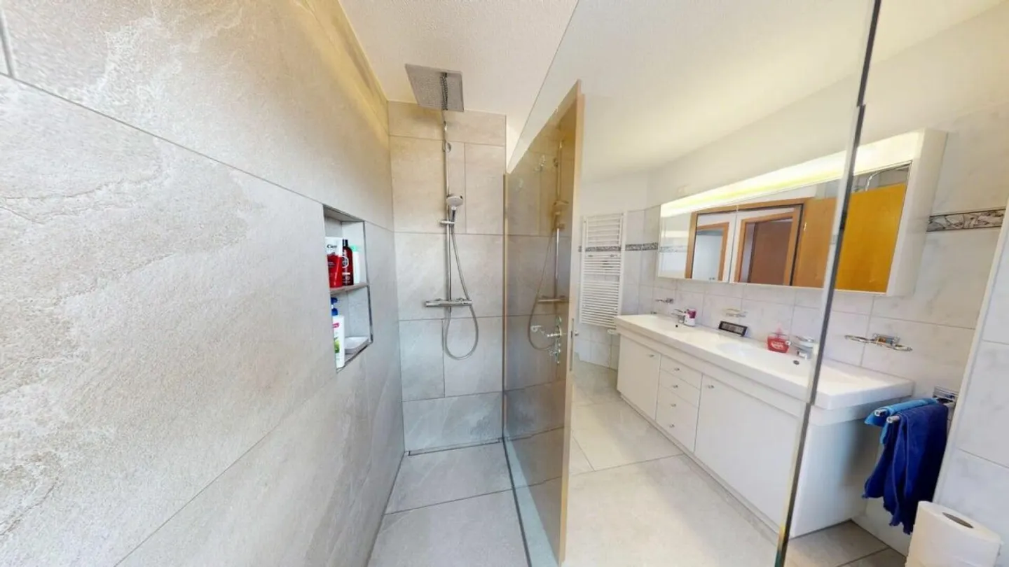 Zentral und doch ruhig gelegene 4 ½ Wohnung - Foto 7 di 13