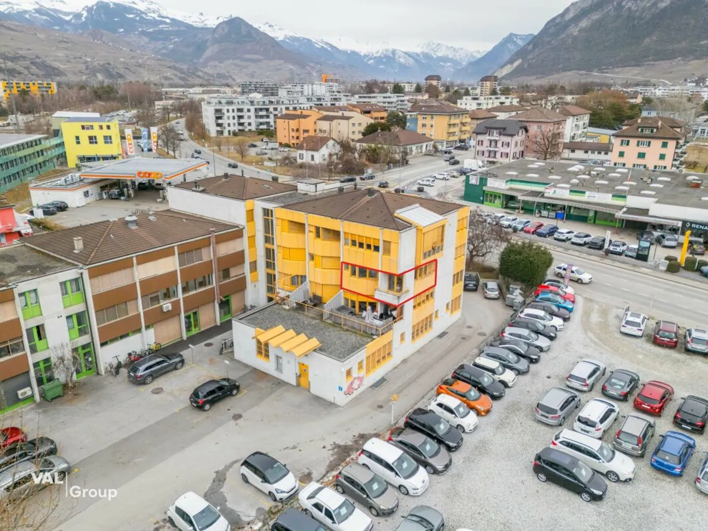 Appartamento soleggiato vicino al centro - Foto 1 di 7