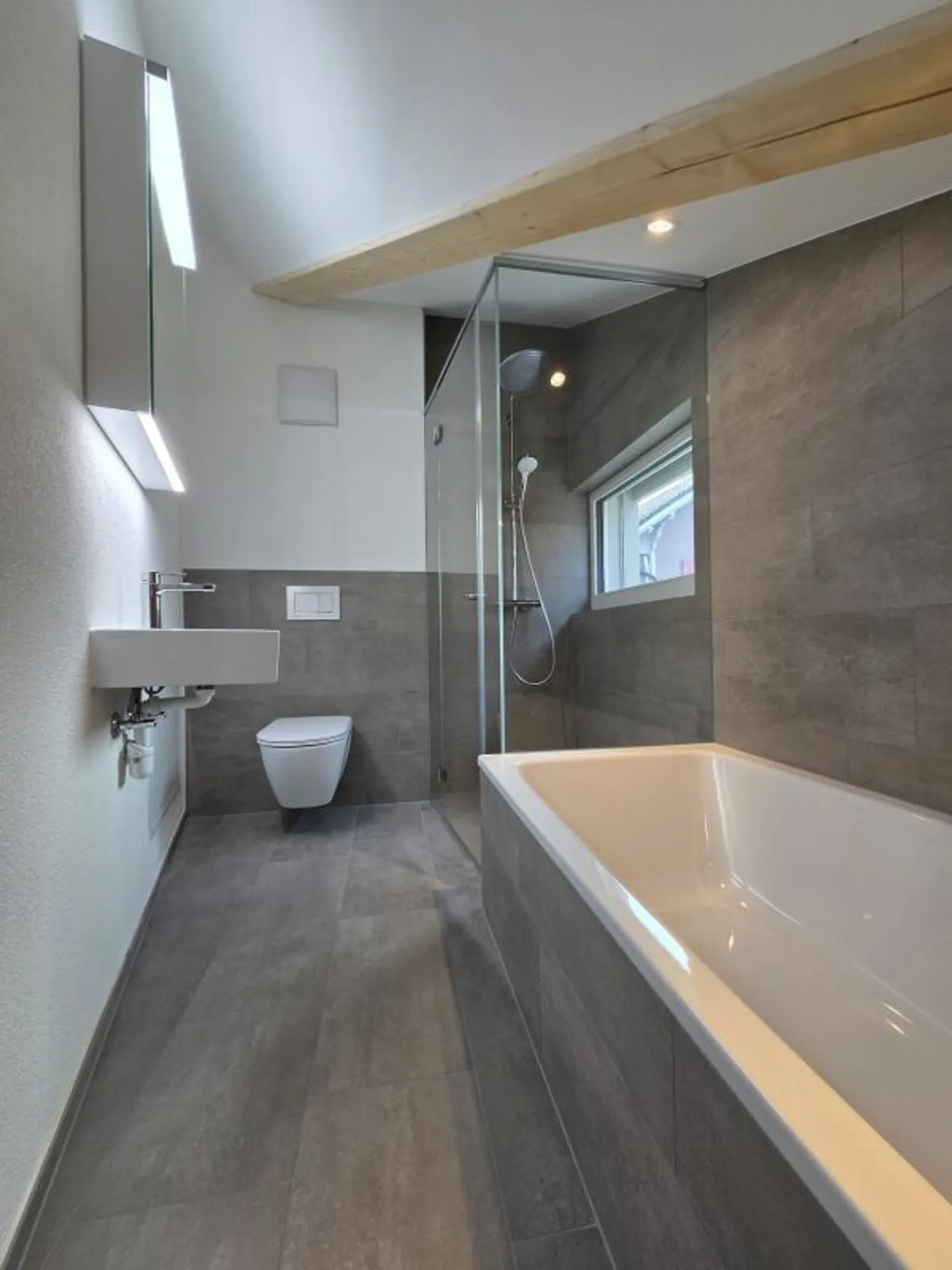 Single-family house in Einsiedeln with beautiful views of Lake Sihl - Photo 7 of 11